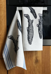 HT.Fische:StreifenBlau.Leinen_Fabianunikate_Eva_Clara_Fabian